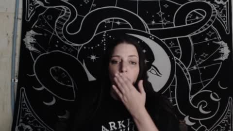 Hayle Woods online show from 3, 12, 2024