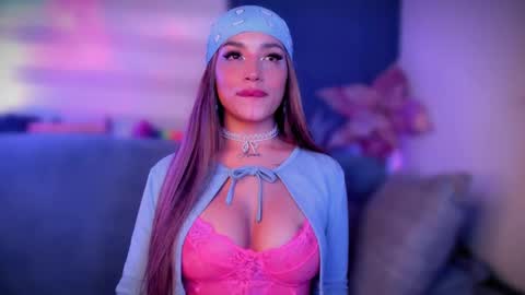 Snapshot of hazeeell chatting on 9, 2, 2025 Marie online show from 9, 2, 2025