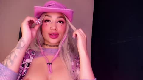 Snapshot of hazeeell chatting on 15, 2, 2026 Marie online show from 15, 2, 2026