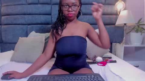 Snapshot of hazel_lanee chatting on 26, 6, 2026 hazel_lanee online show from 26, 6, 2026