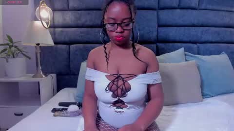 Snapshot of hazel_lanee chatting on 29, 6, 2026 hazel_lanee online show from 29, 6, 2026