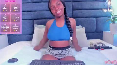 Snapshot of hazel_lanee chatting on 29, 7, 2026 hazel_lanee online show from 29, 7, 2026