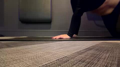 Hazel online show from 29, 10, 2025