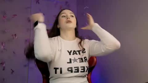 Hazel online show from 20, 4, 2026