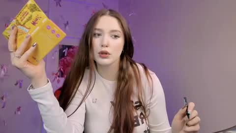 Hazel online show from 21, 4, 2026