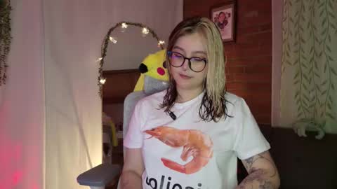 Hazel Brown online show from 25, 2, 2026