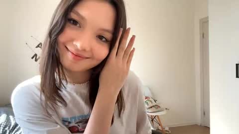 Kira online show from 25, 4, 2026