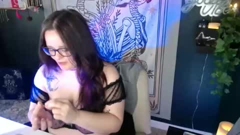 HazeyViolet333 online show from 3, 4, 2026