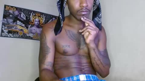 hazlan_420 online show from 8, 10, 2025