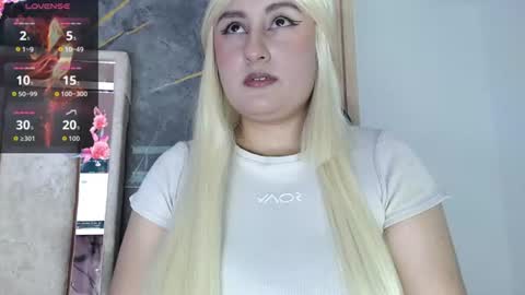 Snapshot of hazumi_tsu chatting on 30, 6, 2026 hazumi_tsu online show from 30, 6, 2026