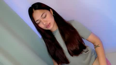 Snapshot of heart_of_asia chatting on 16, 11, 2025 Yoshin online show from 16, 11, 2025