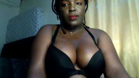 Snapshot of heaven_122 chatting on 27, 10, 2025 Angel online show from 27, 10, 2025