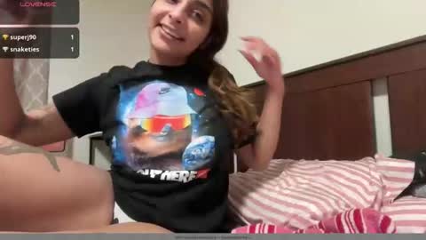 heaven the muslim slut online show from 15, 12, 2025