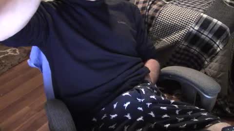 Snapshot of heavilyhung chatting on 21, 10, 2025 John online show from 21, 10, 2025