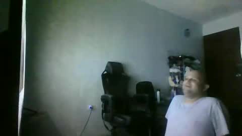 Snapshot of heavy_rebellxc chatting on 6, 1, 2025 Heavy Rebell online show from 6, 1, 2025