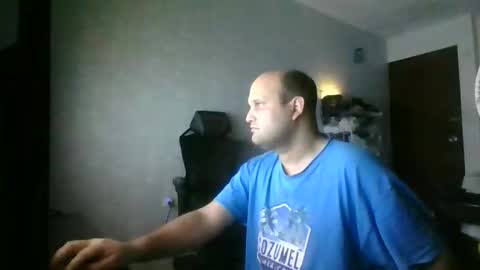 Snapshot of heavy_rebellxc chatting on 16, 2, 2025 Heavy Rebell online show from 16, 2, 2025