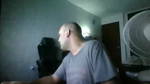 Snapshot of heavy_rebellxc chatting on 9, 9, 2025 Heavy Rebell online show from 9, 9, 2025