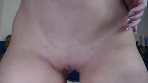 Snapshot of hebelongs2her chatting on 2, 5, 2026 hebelongs2her online show from 2, 5, 2026