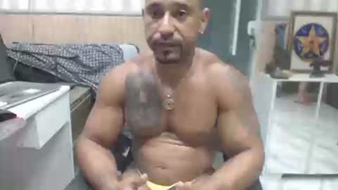 Snapshot of hebertgomes chatting on 1, 2, 2025 hebertgomes online show from 1, 2, 2025