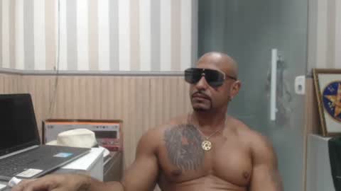 hebertgomes online show from 10, 5, 2026