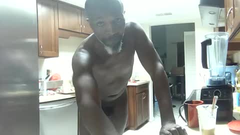 HE Black online show from 7, 3, 2026