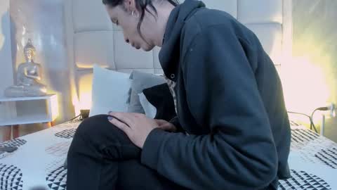 Keira Hecate online show from 15, 1, 2026