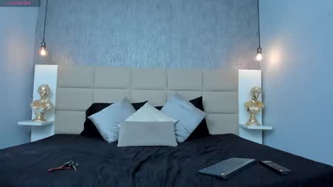 Keira Hecate online show from 23, 4, 2026