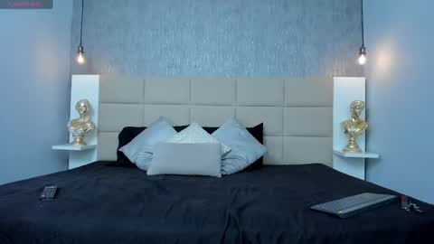 Keira Hecate online show from 28, 4, 2026