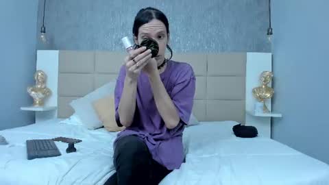 Snapshot of hecate1_ chatting on 11, 6, 2026 Keira Hecate online show from 11, 6, 2026