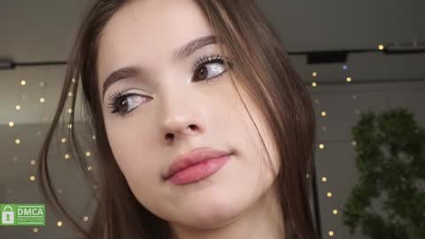 Snapshot of hecola chatting on 26, 12, 2024 Nika next stream 200pm GMT online show from 26, 12, 2024