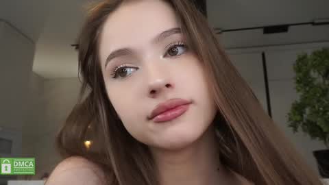 Snapshot of hecola chatting on 22, 1, 2025 Nika next stream 200pm GMT online show from 22, 1, 2025