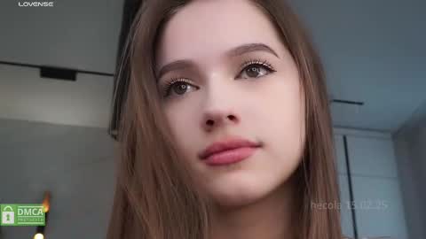 Snapshot of hecola chatting on 15, 2, 2025 Nika next stream 200pm GMT online show from 15, 2, 2025