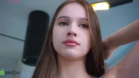 Snapshot of hecola chatting on 16, 9, 2025 Nika next stream 200pm GMT online show from 16, 9, 2025