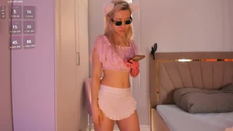 Call me Mia online show from 26, 4, 2026