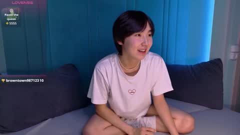 HEEJIN online show from 19, 11, 2025