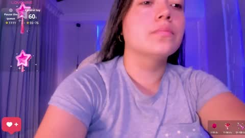 Snapshot of heidy_jhons chatting on 4, 10, 2025 Heidy online show from 4, 10, 2025