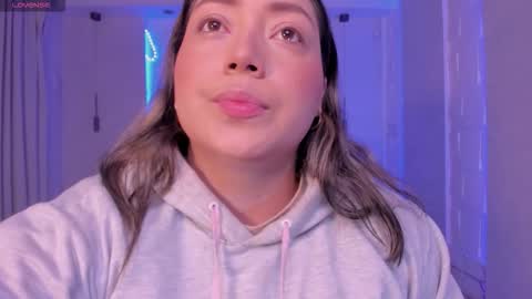 Snapshot of heidy_jhons chatting on 30, 10, 2025 Heidy online show from 30, 10, 2025