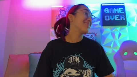   online show from 1, 2, 2025