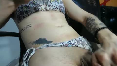 Snapshot of heidy_sumers chatting on 7, 2, 2025 Heidy Sumers online show from 7, 2, 2025