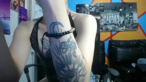 Snapshot of heidy_sumers chatting on 22, 2, 2025 Heidy Sumers online show from 22, 2, 2025