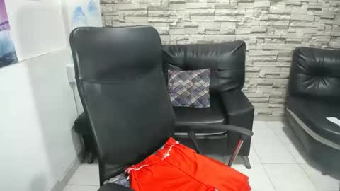 Snapshot of heidy_sumers chatting on 24, 10, 2025 Heidy Sumers online show from 24, 10, 2025