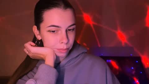 Heiley online show from 6, 12, 2024