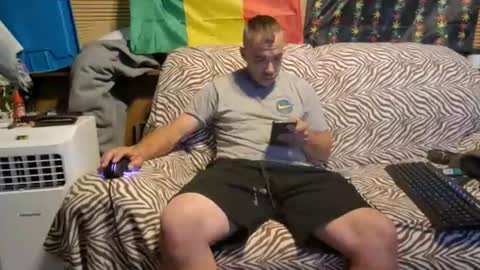 Snapshot of heisherrmann chatting on 5, 7, 2026 xxScubaStevexx online show from 5, 7, 2026