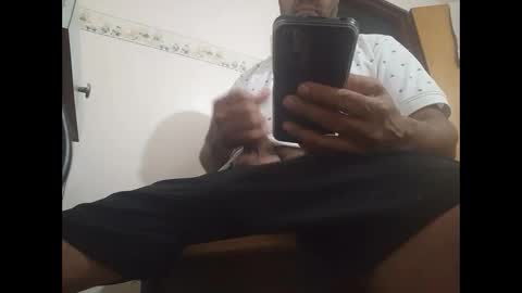 Snapshot of heistt chatting on 31, 12, 2024 Heist Stein online show from 31, 12, 2024