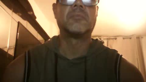 Snapshot of heistt chatting on 18, 9, 2025 Heist Stein online show from 18, 9, 2025