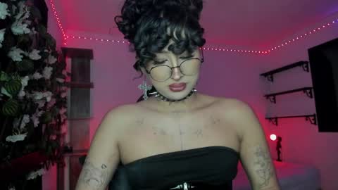 Heka Prudence online show from 20, 4, 2026