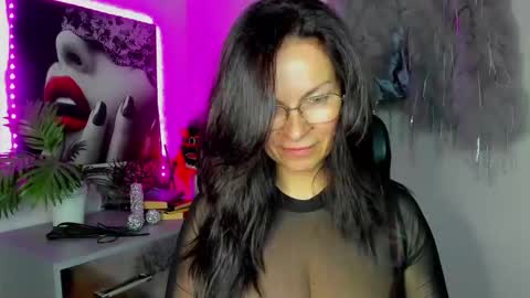 Helen online show from 18, 4, 2026