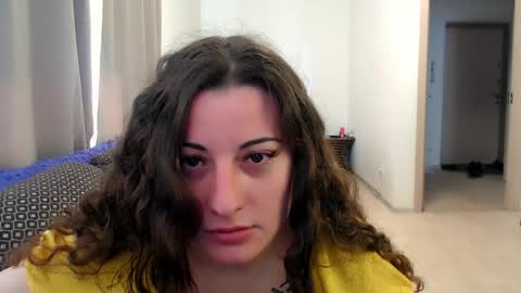 helen_adams_ online show from 18, 5, 2026