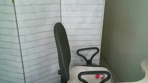 Snapshot of helen_xi chatting on 8, 1, 2026 Helen online show from 8, 1, 2026