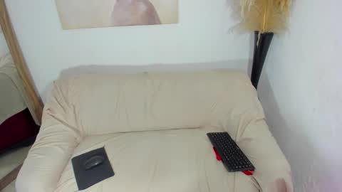 HELENA COPPER online show from 20, 10, 2025